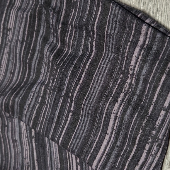 LuLaRoe S/M leggings - Picture 2 of 2